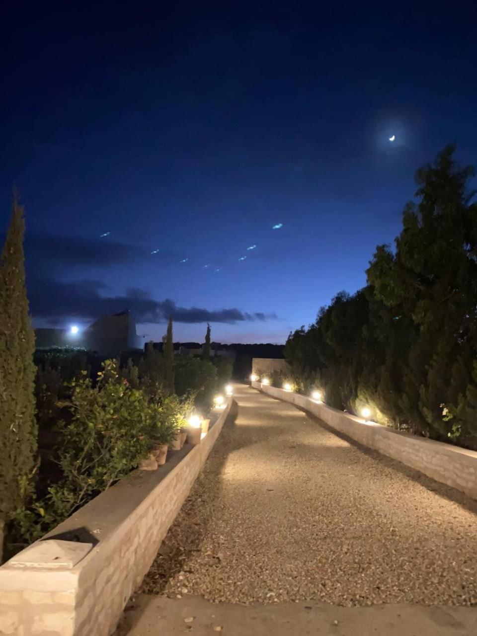 Villa Laarich Suvayr Dış mekan fotoğraf