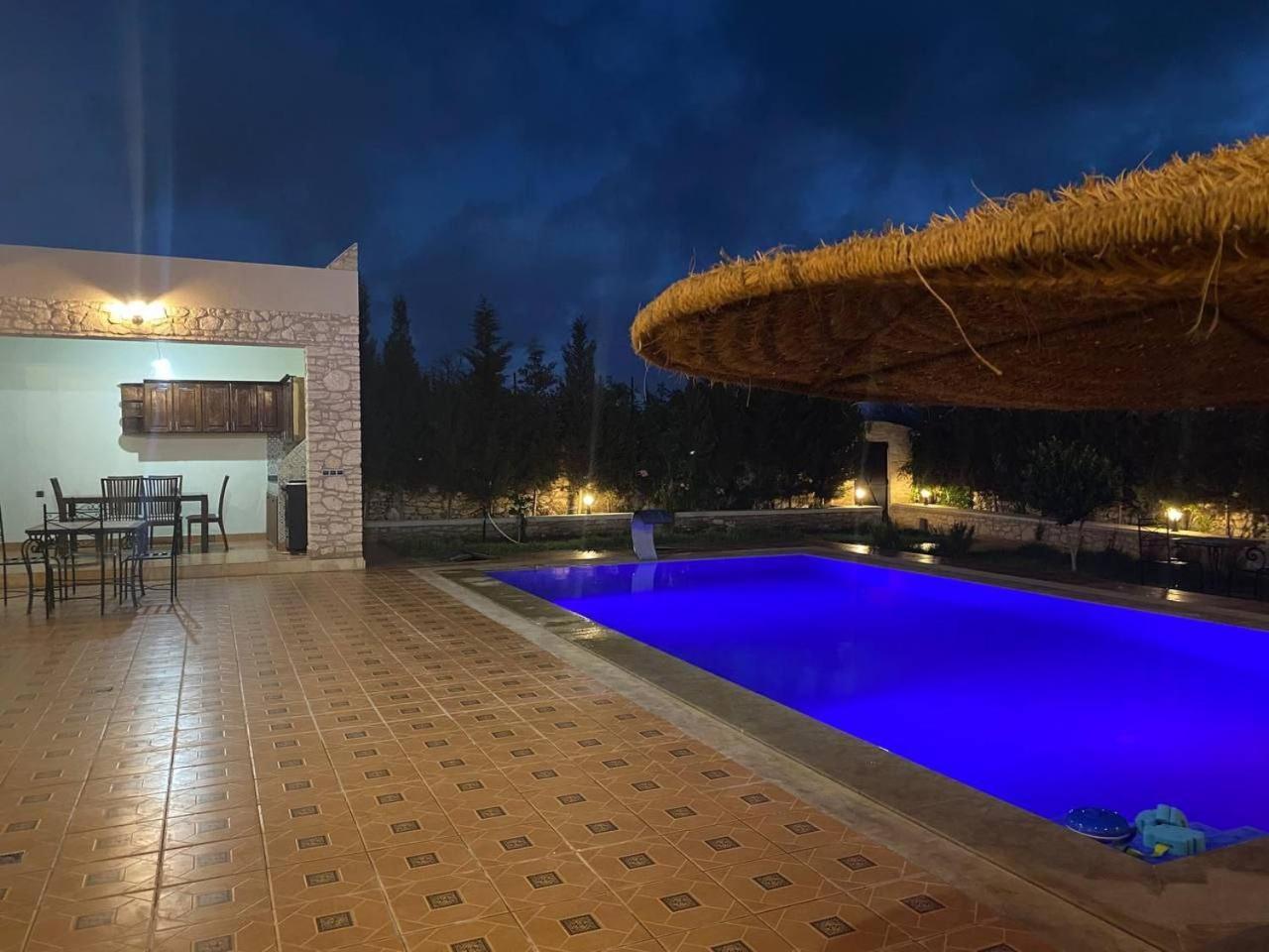 Villa Laarich Suvayr Dış mekan fotoğraf